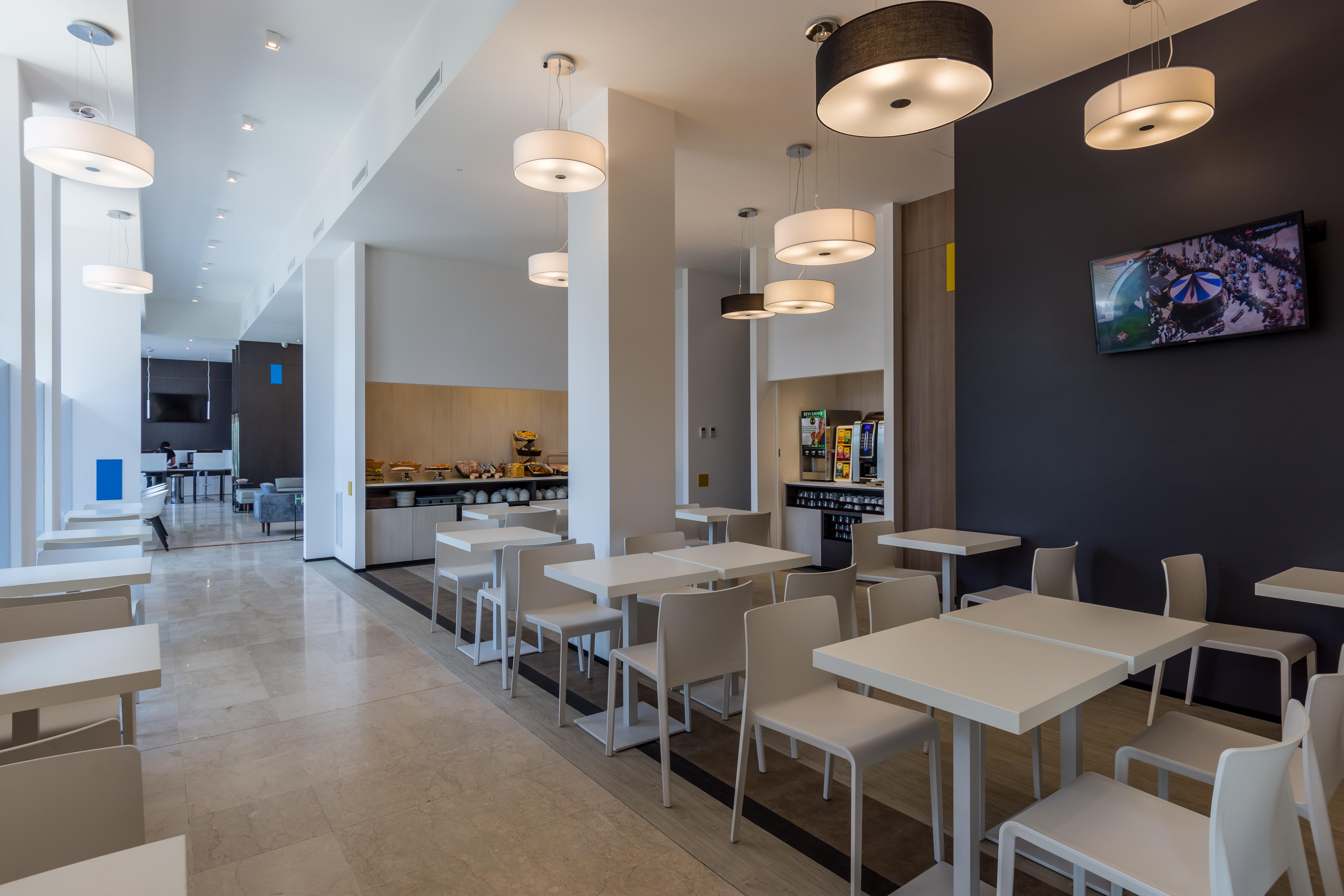 B&B Hotel Savona Exterior foto